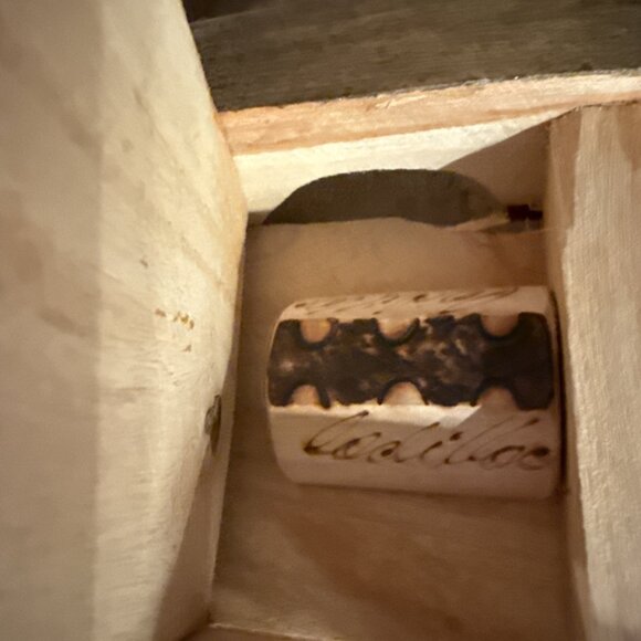 Vintage Wooden Handmade Classic Car Model Cadillac - Picture 5 of 16